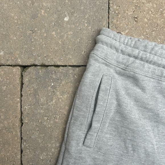 Parks and Recreation Sweat Shorts - Picture 8 of 12